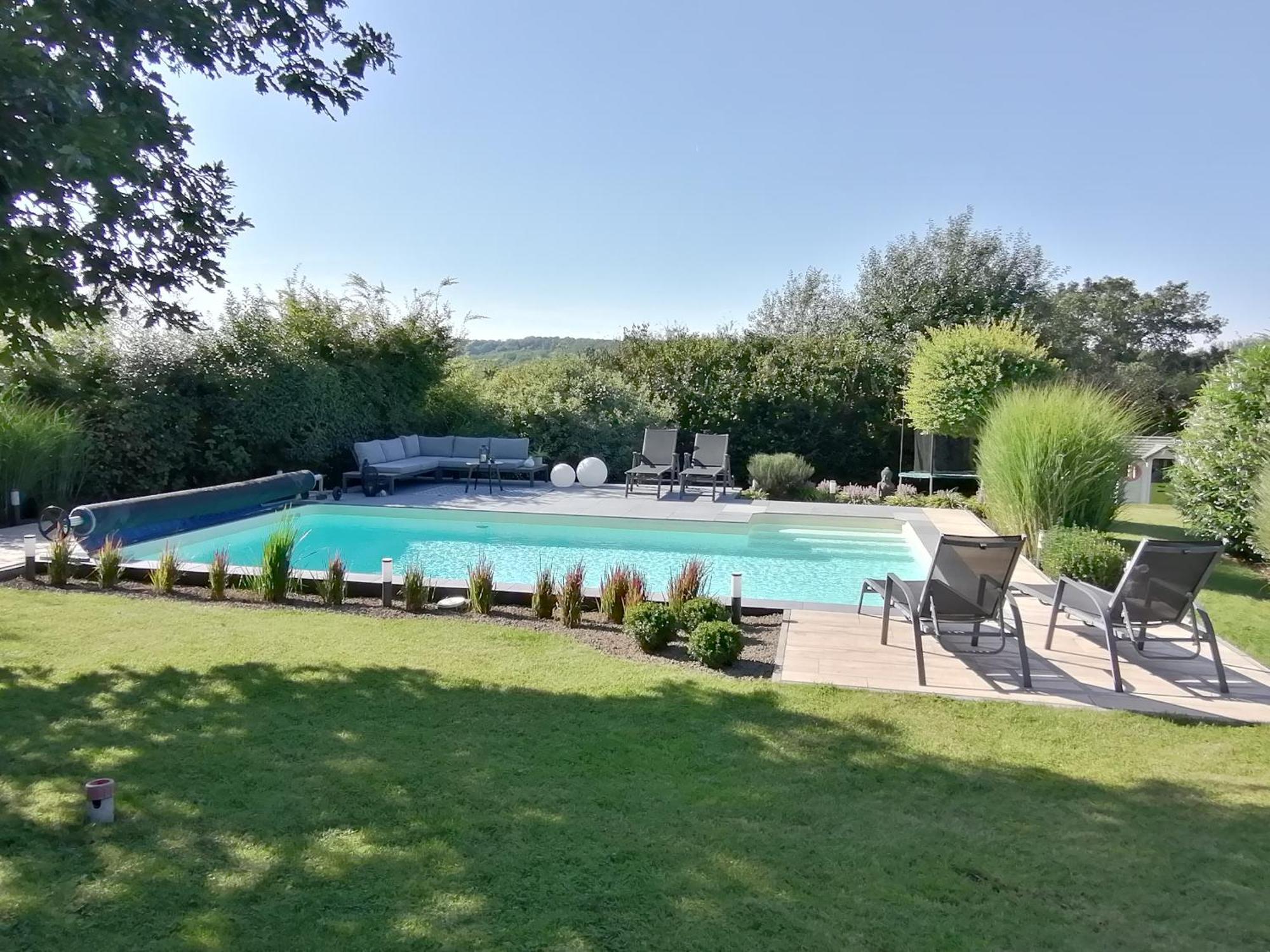 Le Clos Du Montys Louveigné Екстериор снимка